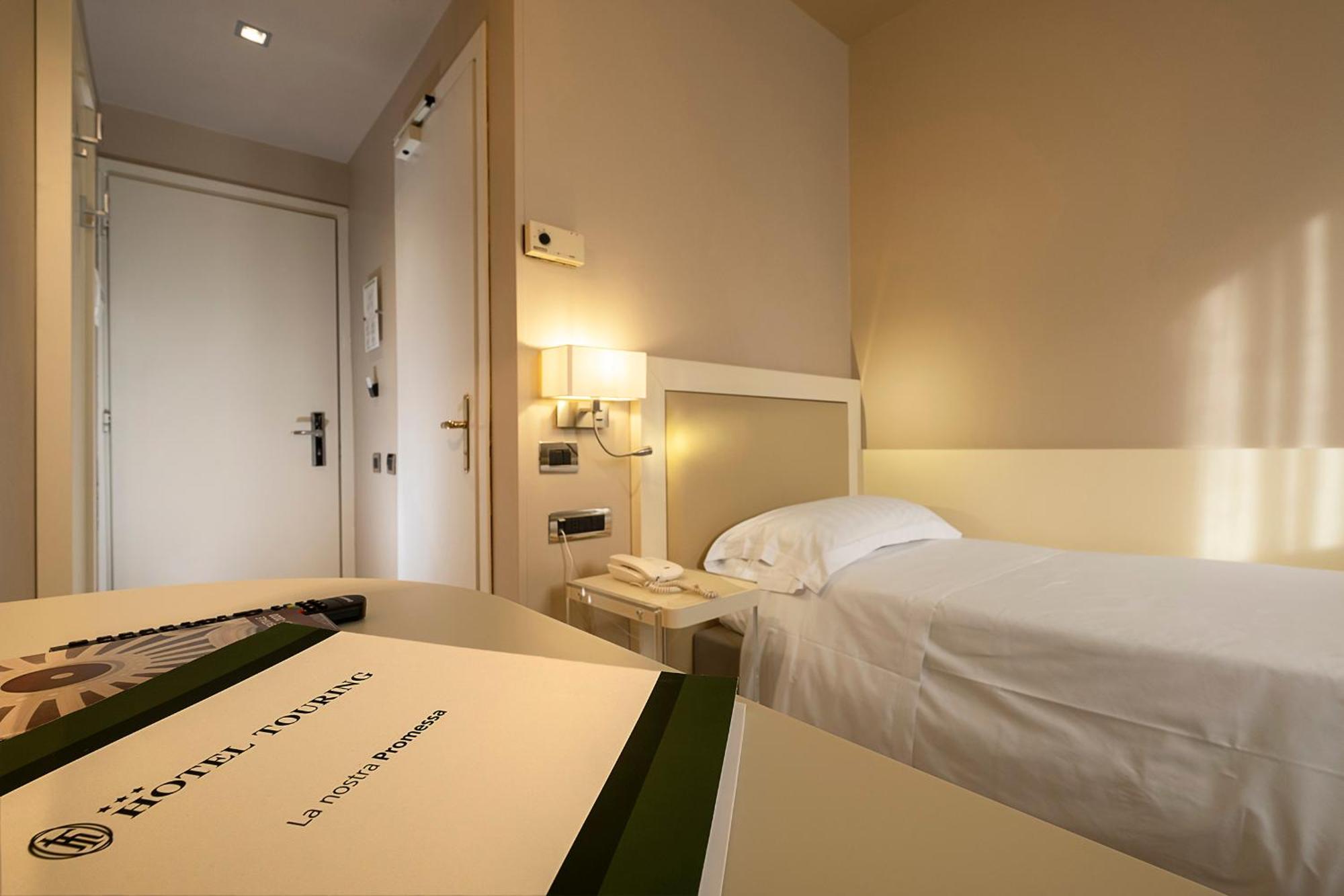 Hotel Touring Ferrara Ruang foto